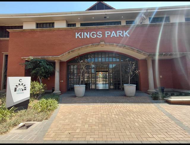256M² RETAIL TO LET IN BRYANSTON